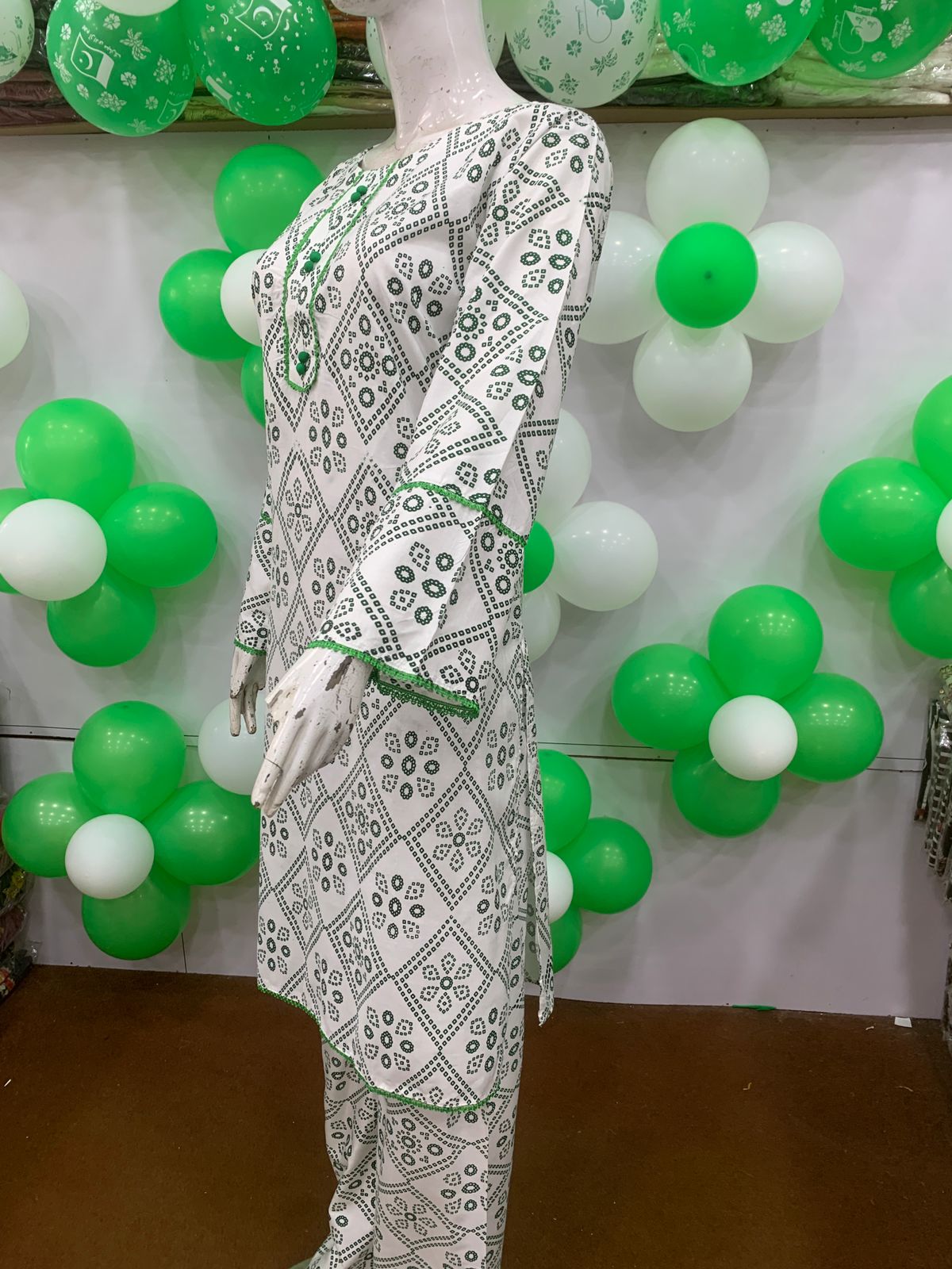 AZADI SALE SUMMER LINEN 2 PIECE. LONG LENGTH ( Chunri )