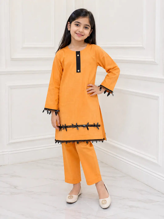 2 Pcs Girl's Lawn Plain Kurta And Trouser with Lace