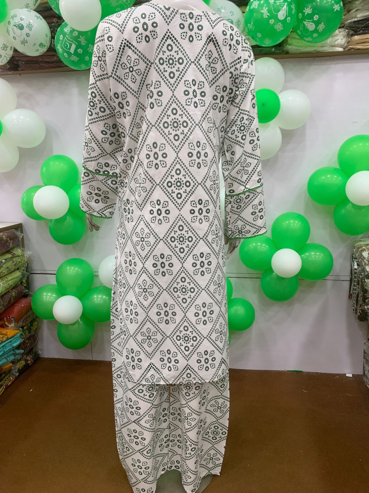 AZADI SALE SUMMER LINEN 2 PIECE. LONG LENGTH ( Chunri )