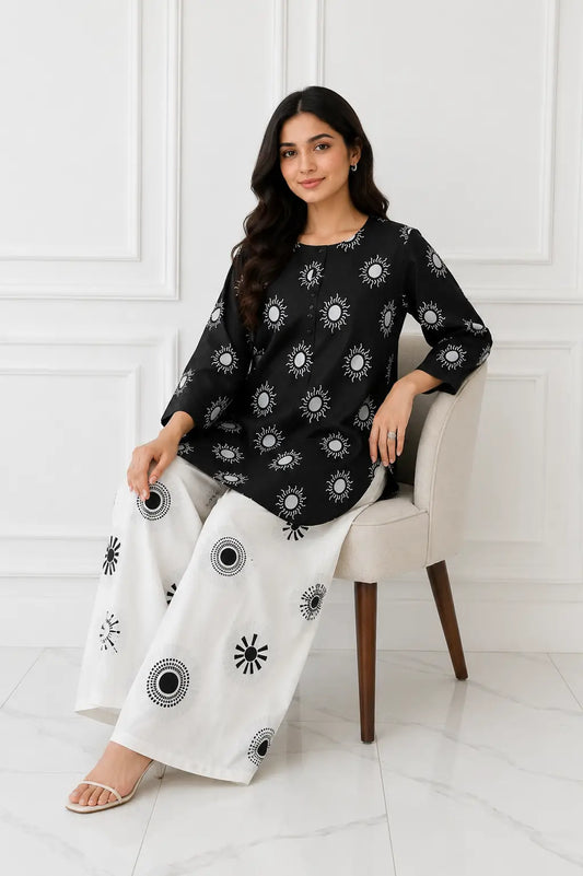 2 Pcs Women's Stitched Cotton Lawn Printed Co-Ord Set Sooraj Print