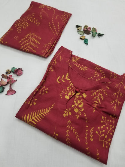 Petal Design Summer Linen Suit – Trendy & Lightweight,  1390 with free delivery (Mehroon)